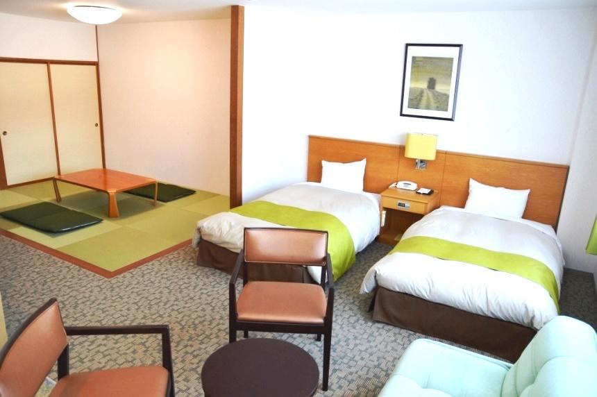 Hotel Familio Minakami Bagian luar foto